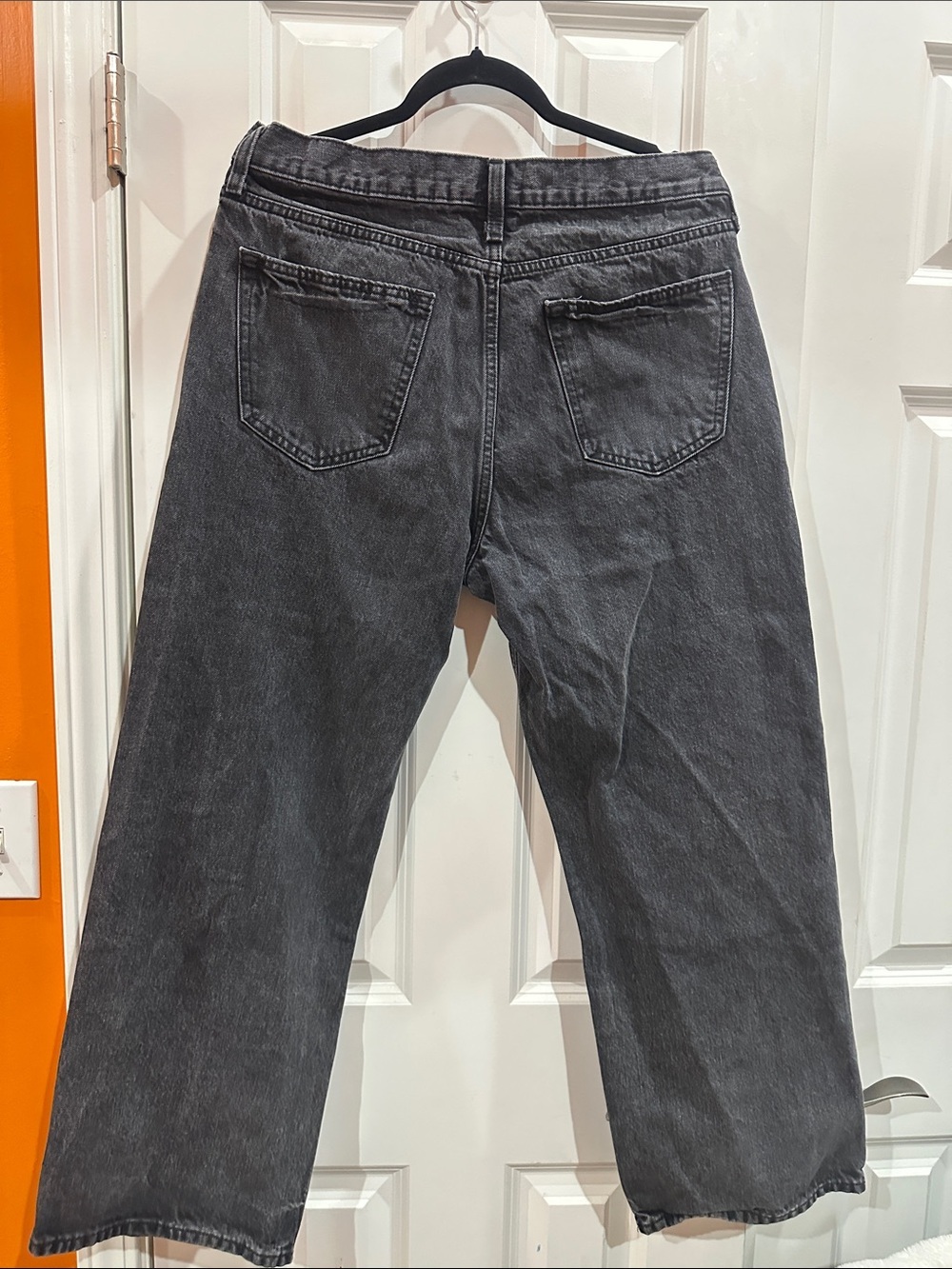NWOT Old Navy Men's Charcoal Relaxed Straight Jeans size 33X30 - Picture 9 of 10